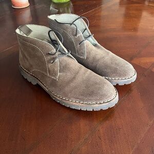 Men's Suede Chukka Boots